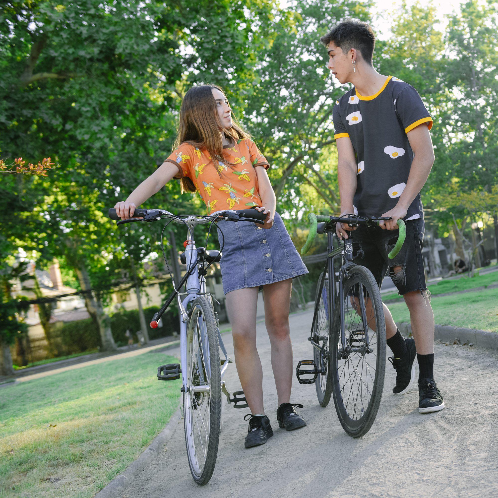 Moromini - Crazy Banana Women's Short Sleeved Top (Small)