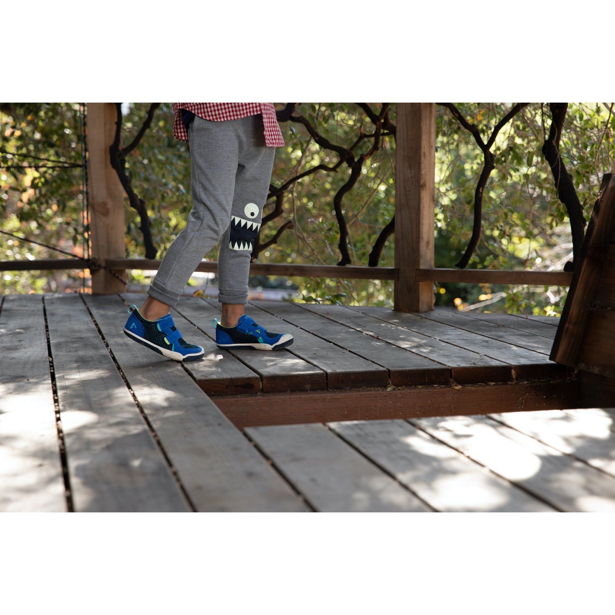 Plae - ty Hyper Blue