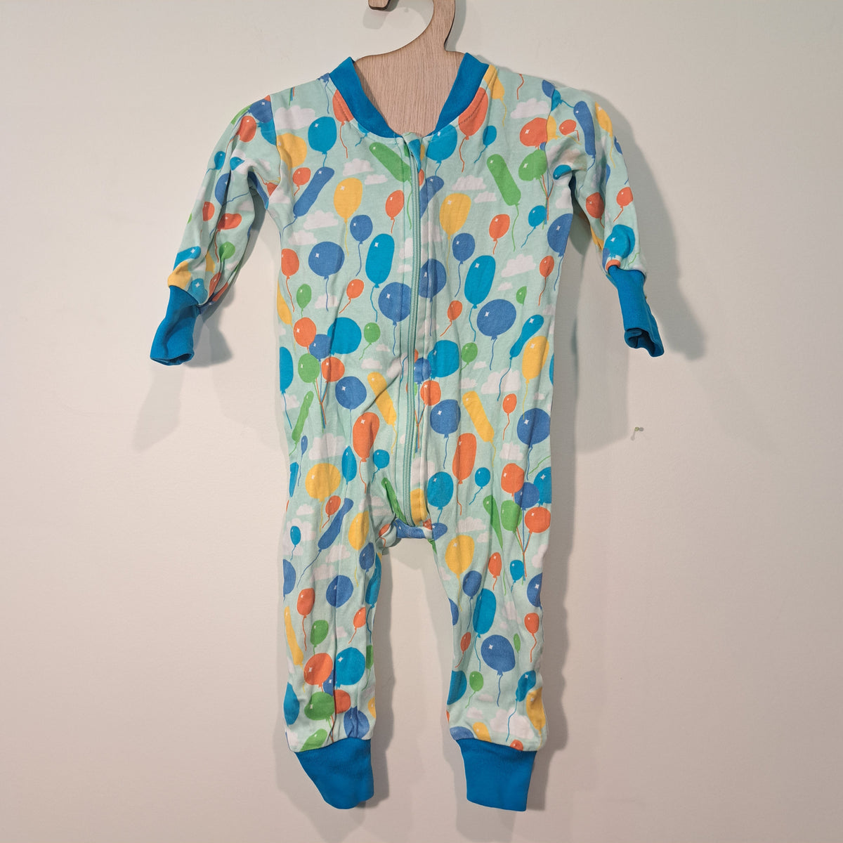 Hoopla Kids Re-Loved - RE-Loved - DUNS Balloons Zip Suit (6-9 Months)