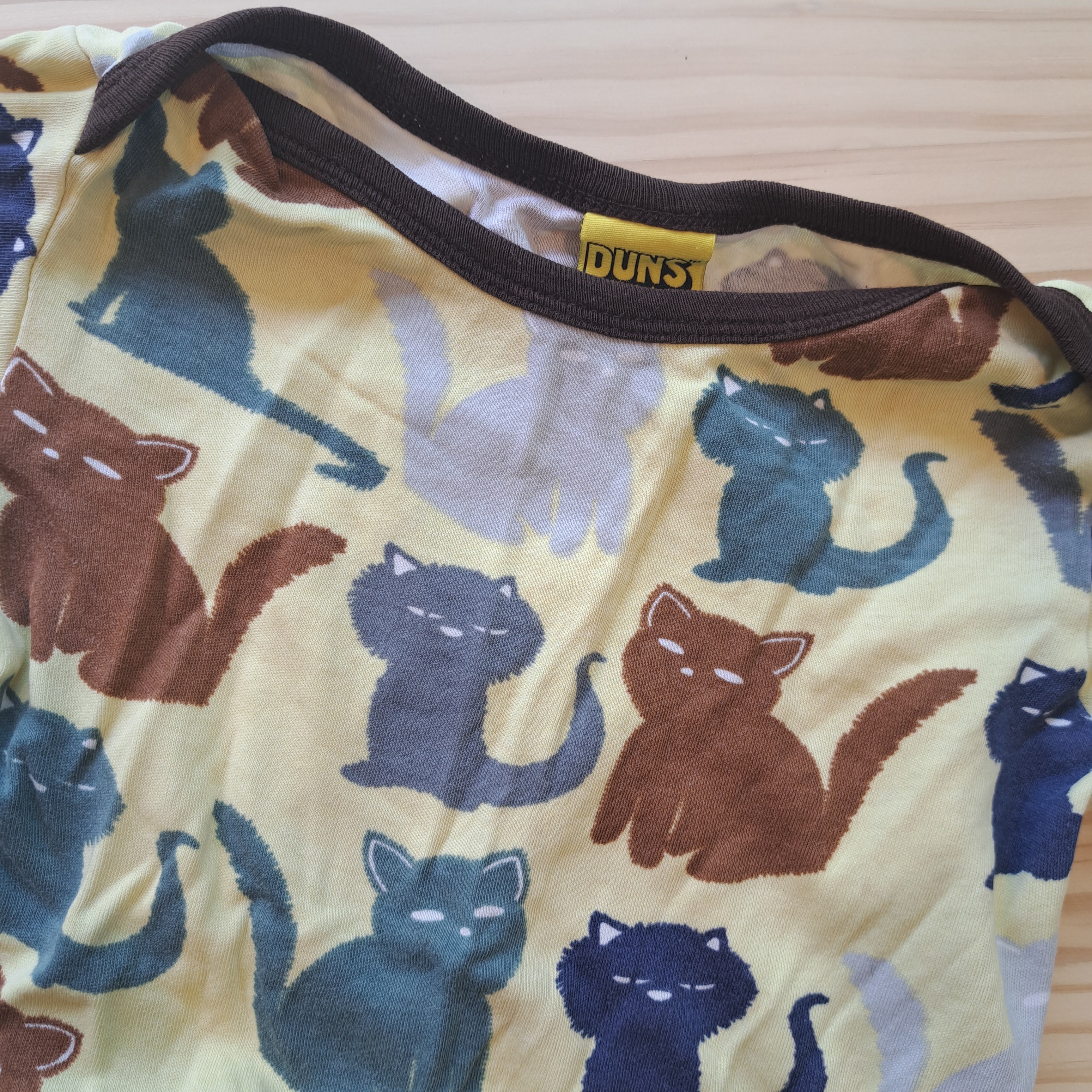 Hoopla Kids Re-Loved - RE-Loved - DUNS Cats Long Sleeved Body Top (12-18 Months)