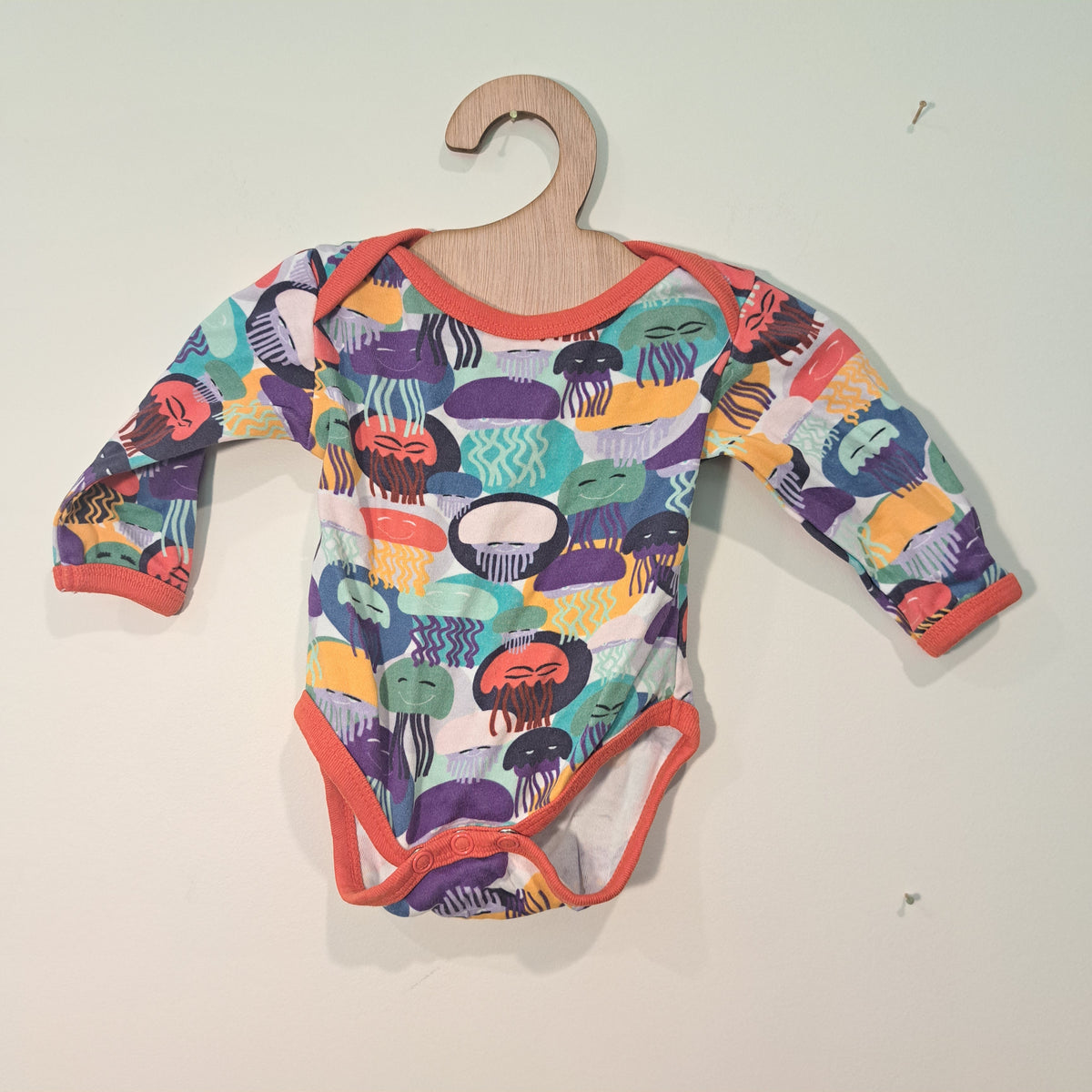 Hoopla Kids Re-Loved - RE-Loved - DUNS Jellyfish Body Top (1-2 Months)