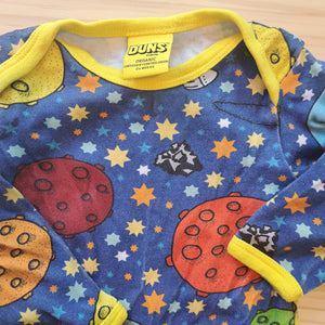 Hoopla Kids Re-Loved - RE-Loved - DUNS Space Long Sleeved Body Top (6-9 Months)
