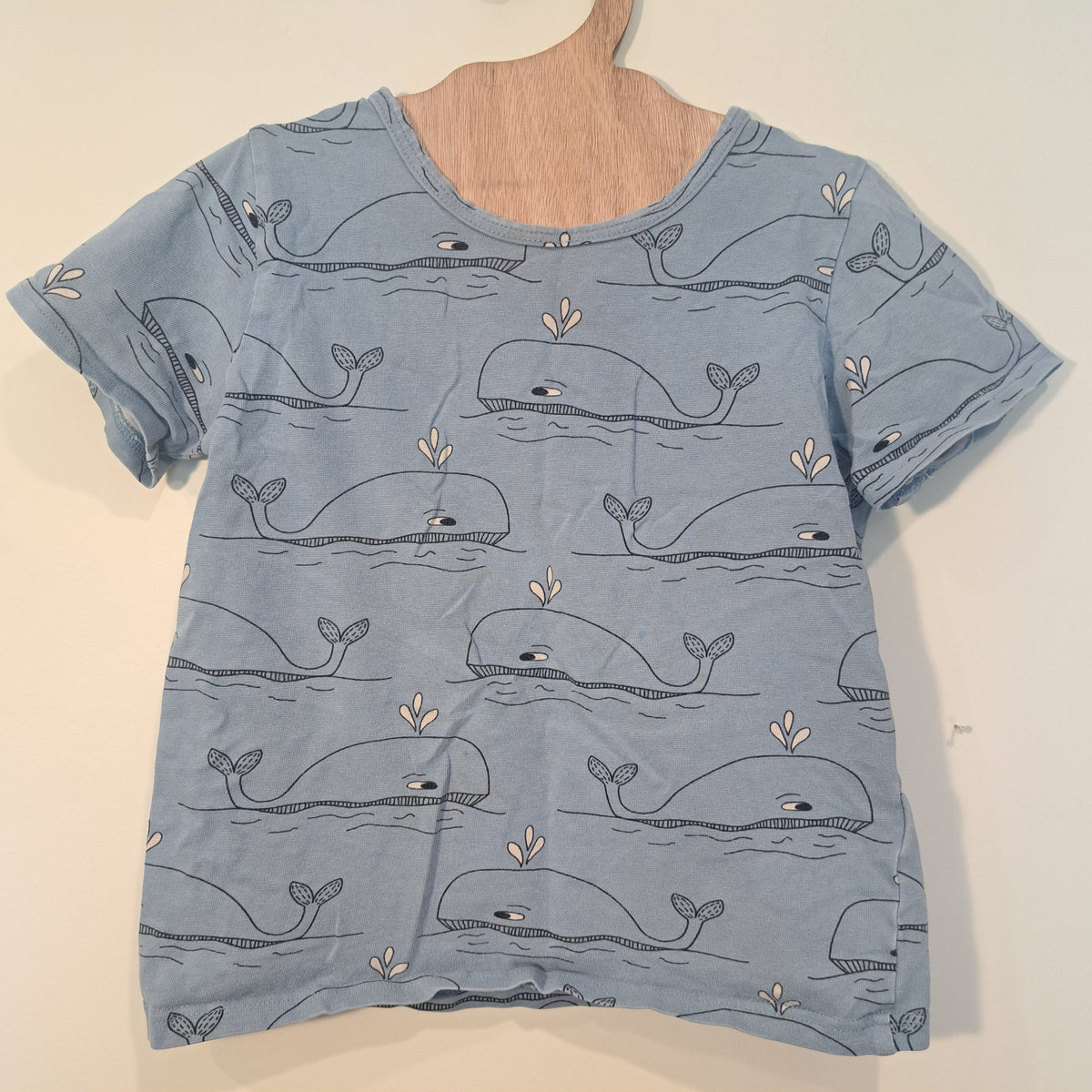 Hoopla Kids Re-Loved - RE-Loved - JNY Whales Short Sleeve Top (5 Years)