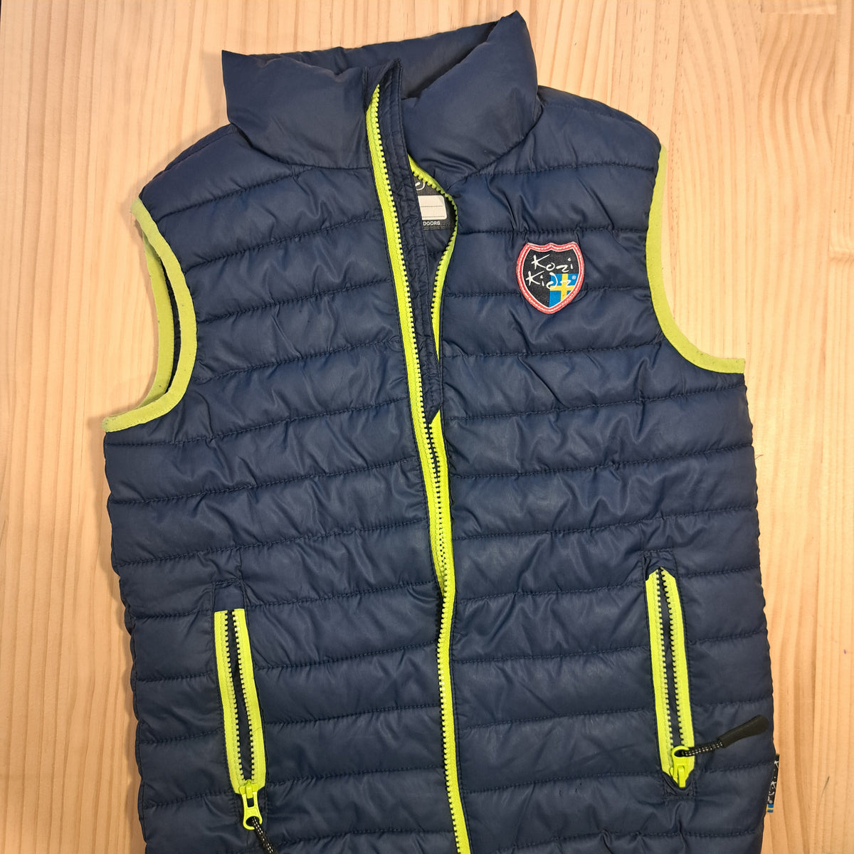Hoopla Kids Re-Loved - RE-Loved - Kozi Kidz Vest (9-10 Years)