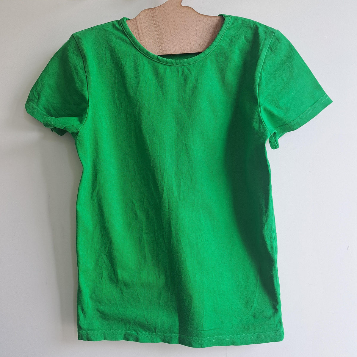 Hoopla Kids Re-Loved - RE-Loved - MTAF Green Short Sleeve Top (10 - 12 Years)