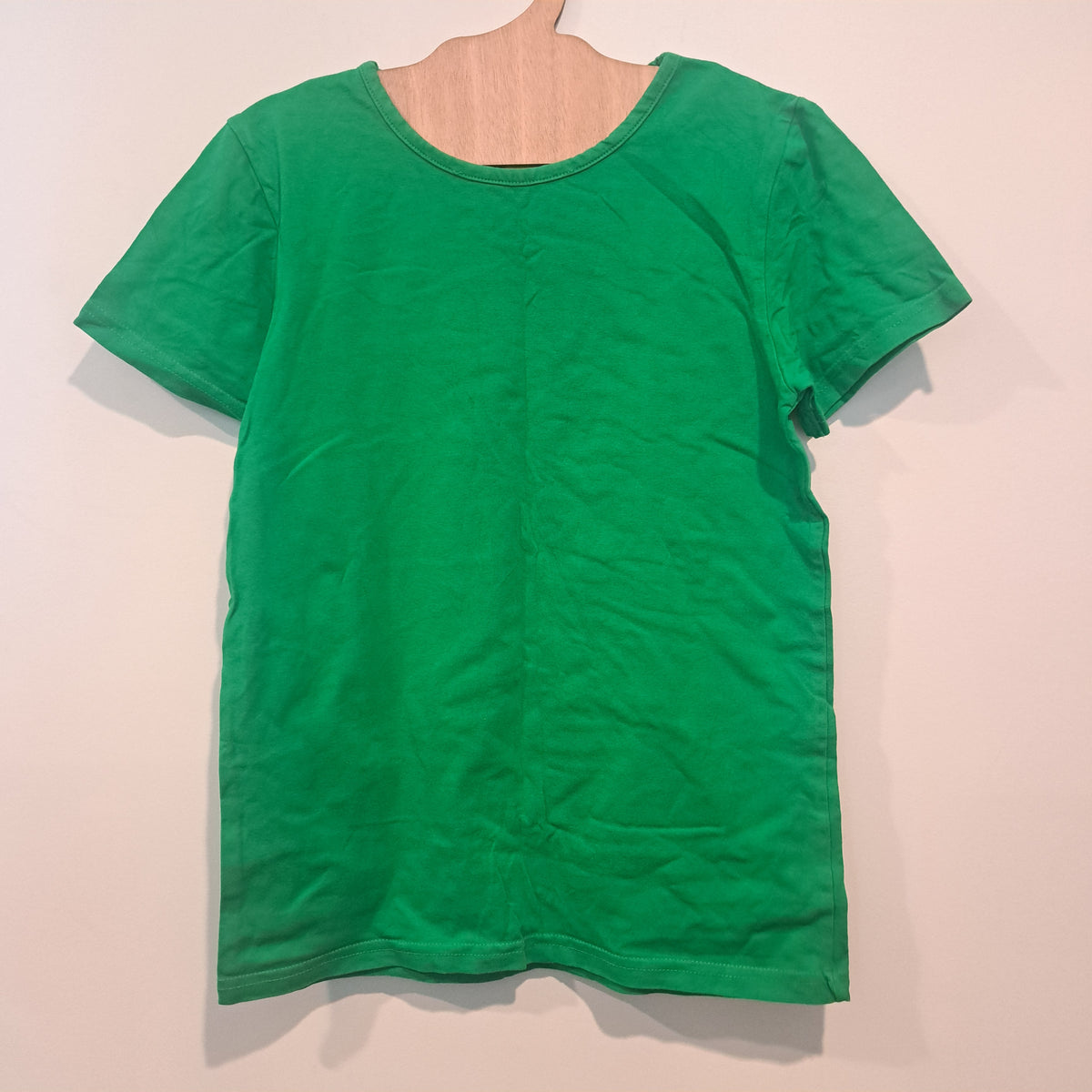 Hoopla Kids Re-Loved - RE-Loved - MTAF Green Short Sleeved Top (11 - 12 Years)