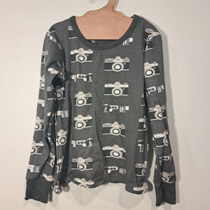 Hoopla Kids Re-Loved - RE-Loved - Moromini Camera Long Sleeved Top (8-9 Years)