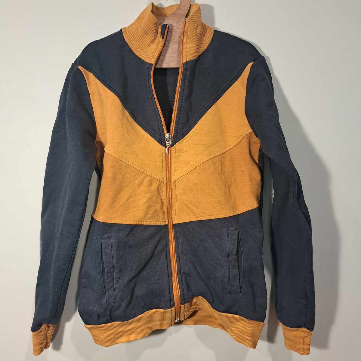 Hoopla Kids Re-Loved - RE-Loved - Moromini Jacket (8-9 Years)