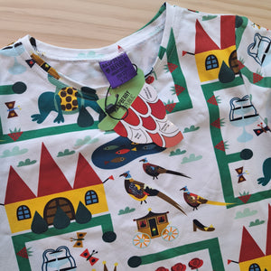 Hoopla Kids Re-Loved - RE-Loved - Raspberry Republic Fairytale Short Sleeved Top (6-7 Years)